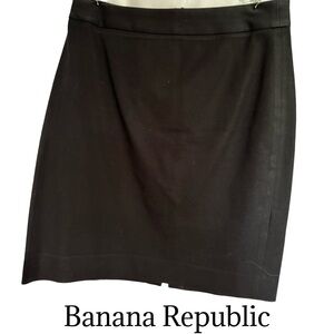 Black‎ Banana Republic skirt with stretch - Size 14